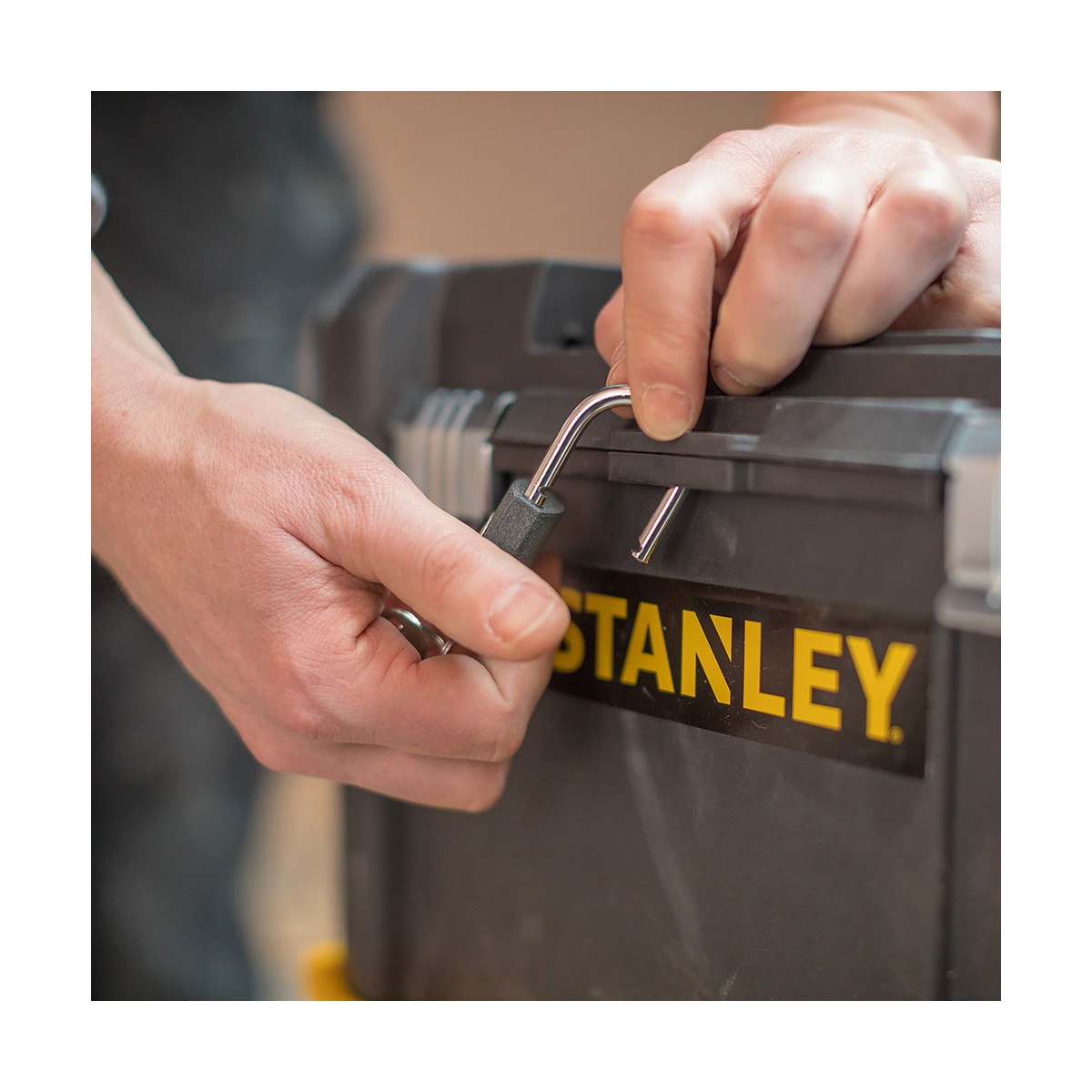 Tool cart Stanley Essential Plastic Toolbox
